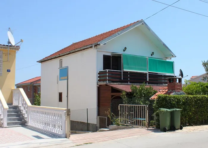 By The Sea Tkon, Pasman - 8244 Appartement